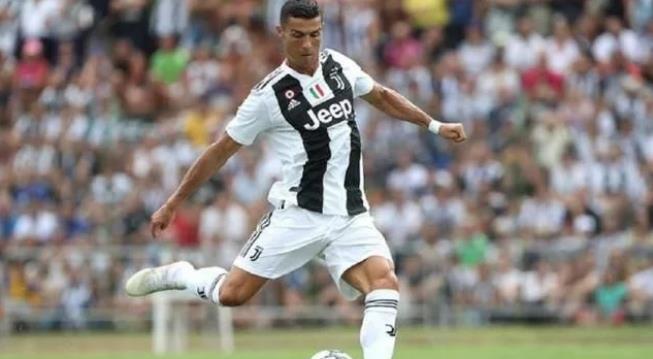  佛罗伦萨新援闪光，冈萨雷斯首秀造三球  